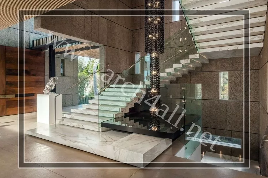 استخدام ألوان هادئة للدرج.