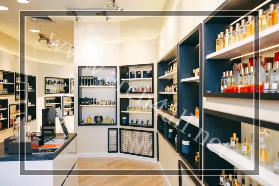 الفهم العميق لسيكولوجية الألوان وتأثيرها في سلوك العميل