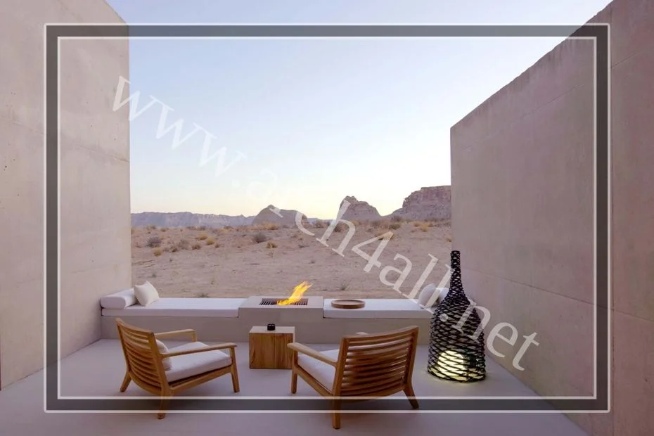 الإطلالات الخلابة على المناطق الصحراوية والكثبان الرملية